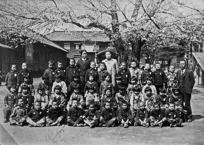 小学校の桜・高坂小学校(昭和19年)